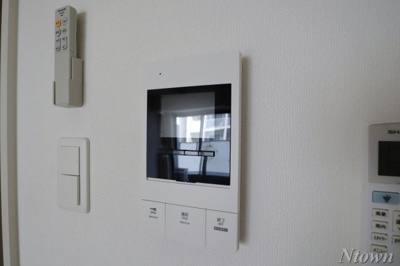 【セキュリティ】 | パークゲート栄白川 | モニター付きインターホンです