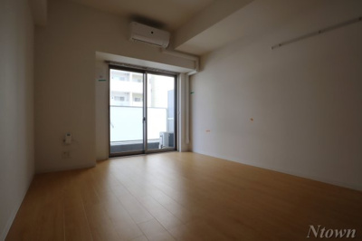 【居間・リビング】 | パークゲート栄白川 | こちらのリビングで趣味の時間をお楽しみください