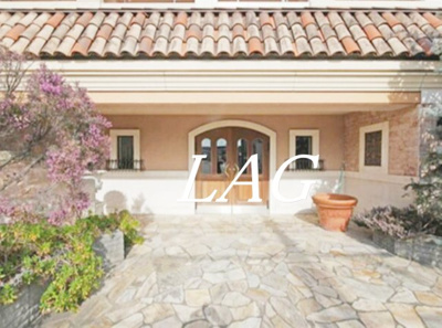 【エントランス】 | ウィッシュ・スクエア・イースト | エントランスです。