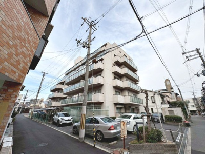 【外観】 | イトーピア田辺 | 南・東・西向きの角部屋！日当り・通風良好♪たっぷりの陽光に包まれる明るい住まい