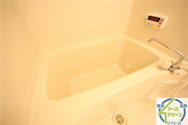 ローズコート野添　A棟の浴室|※類似部屋