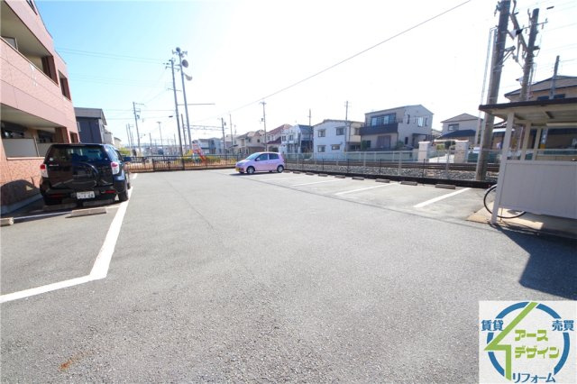 ミルフィオリⅠの駐車場|
