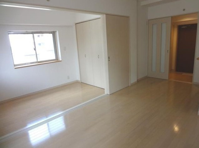 【寝室】 | FAME上呉服(フェイム上呉服) | 寝室です。