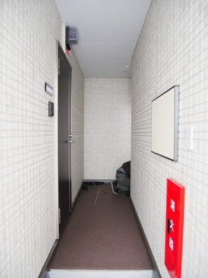 【エントランス】 | デプレNOB博多駅南(デプレノブ博多駅南)