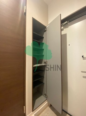 【玄関】 | GRANDTIC L 笹原(グランティック エル 笹原) | 下駄箱もしっかりついてます！