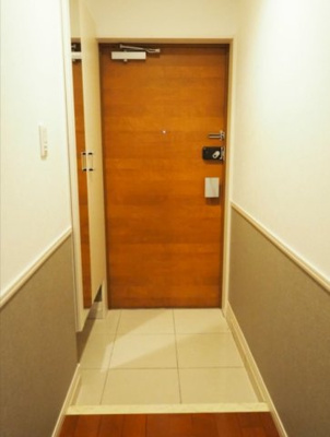 【玄関】 | ニューガイア空港通り | 下駄箱もしっかりついてます！