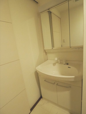 【洗面所】 | ニューガイア空港通り | シンプルで使いやすい洗面台です！