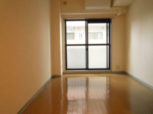 スカイコート中野の居間・リビング