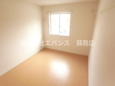 【寝室】 | エトワールＡ | 落ち着いて過ごせるお部屋なので、寝室にいかがでしょうか