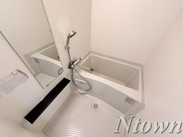 【浴室】 | SHOKEN Residence 名古屋〈太閤通〉 | 落ち着いた空間のお風呂です