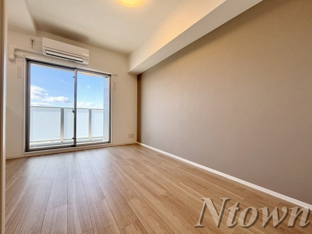 【居間・リビング】 | SHOKEN Residence 名古屋〈太閤通〉 | 使いやすい居間です