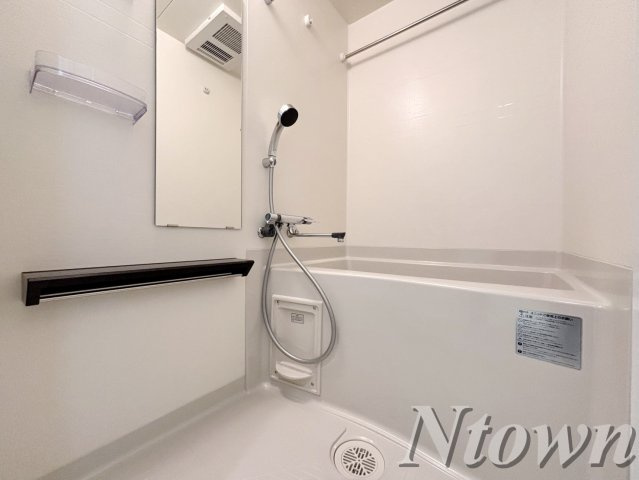 【浴室】 | SHOKEN Residence 名古屋〈太閤通〉 | きれいなお風呂です