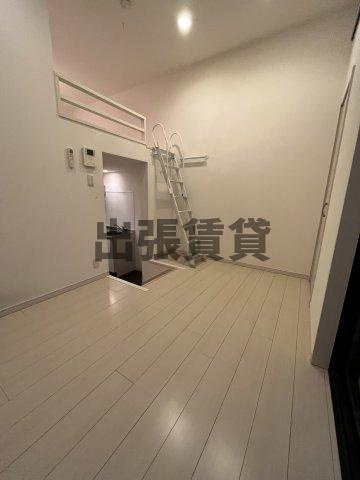 仲介手数料0円！エスポワール堀田の居間・リビング