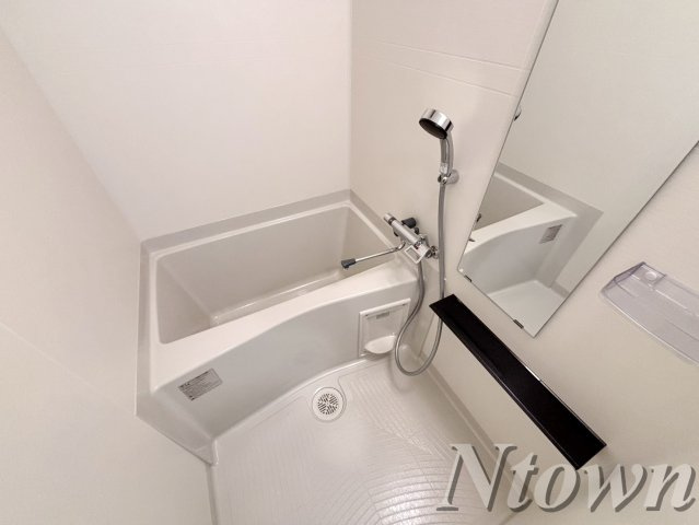 【浴室】 | SHOKEN Residence 名古屋〈太閤通〉 | きれいなお風呂です