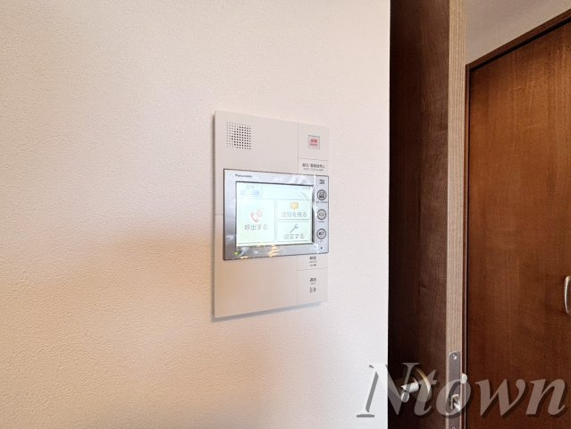 【セキュリティ】 | SHOKEN Residence 名古屋〈太閤通〉 | モニター付きインターホンです