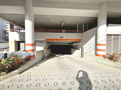 【駐車場】 | ヴァローレ三原台壱棟 | いずみがおか幼稚園まで徒歩１１分！小さなお子様のいるご家庭も安心ですね！