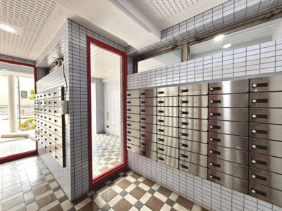 【その他共用部分】 | ヴァローレ三原台壱棟 | ゆとりのある洗面室ですよ♪朝の身支度もスムーズにできますね！