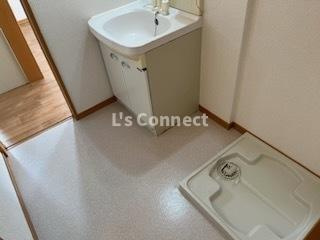 【設備】 | ＹＡＭＡＴＯハウスＡ | 室内洗濯機置き場には排水パン付き。