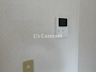 【セキュリティ】 | ＹＡＭＡＴＯハウスＡ | 突然の来客もＴＶモニターホンでしっかり確認。