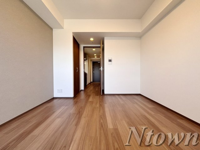 【居間・リビング】 | SHOKEN Residence 名古屋〈太閤通〉 | こちらの居間で趣味の時間をお楽しみください