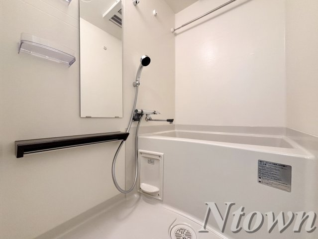 【浴室】 | SHOKEN Residence 名古屋〈太閤通〉 | きれいなお風呂です