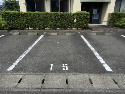 【駐車場】 | コンフォール川原田C棟