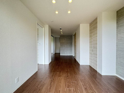 【居間・リビング】 | コンフォール川原田C棟