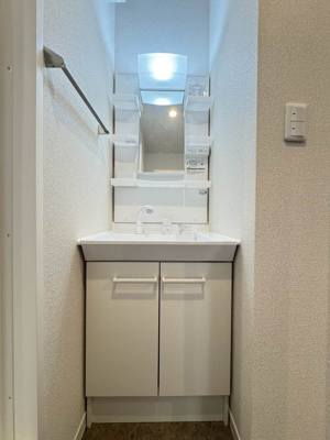 【洗面所】 | コンフォール川原田C棟