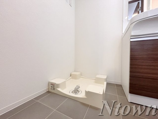 【設備】 | SHOKEN Residence 名古屋〈太閤通〉 | 洗濯機置き場です