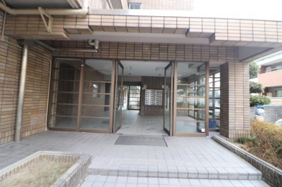 【エントランス】 | 千里サザンテラス
