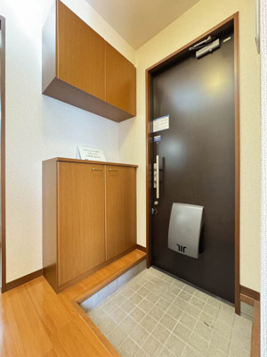 【玄関】 | メゾン・ド・クローバー D棟