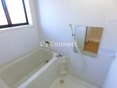 【浴室】 | クレメンティアＢ | 追焚き機能付きのお風呂。