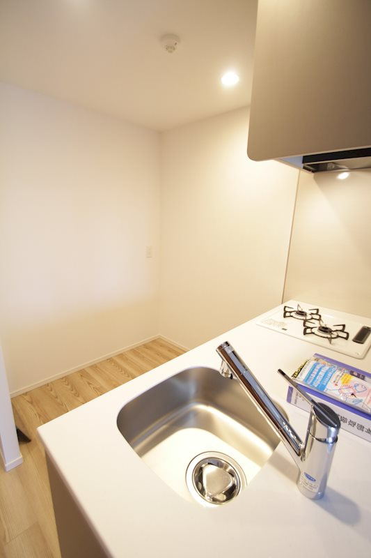 横浜市南区新川町２丁目の賃貸マンションのキッチン