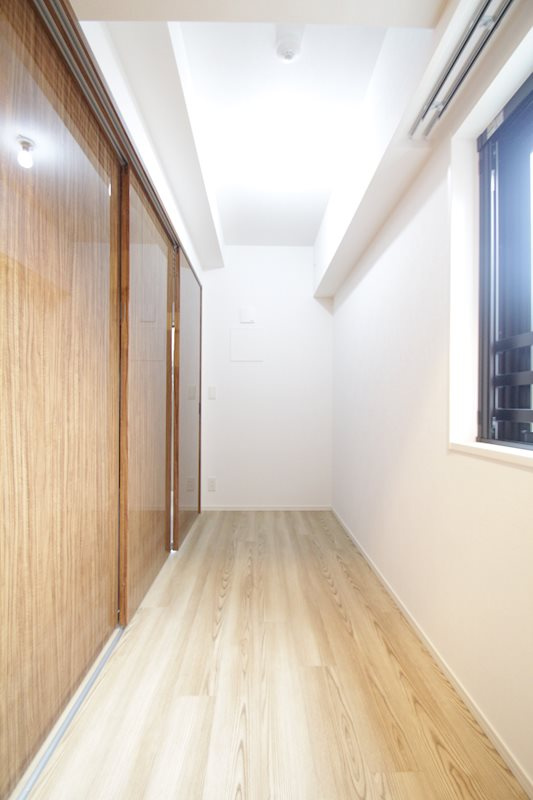 横浜市南区新川町２丁目の賃貸マンションの寝室