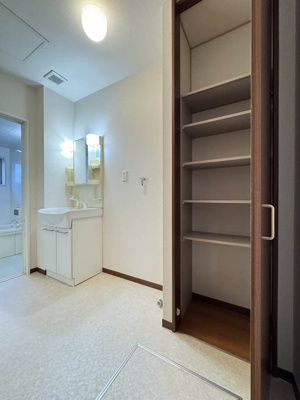 【独立洗面台】 | シュトラールC棟