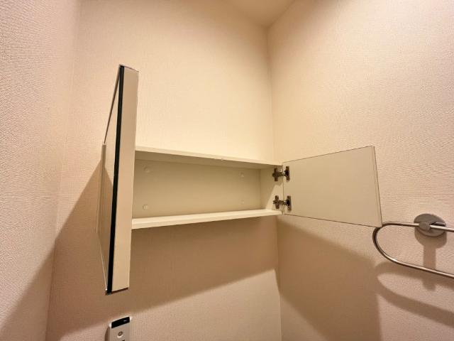 ウィンのトイレ|トイレ戸棚