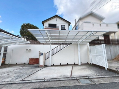 【外観】 | 内田町４丁目　中古戸建 | 現地見学当日から承っております♪現地周辺の環境や、駅までの道のりなど周辺環境も合わせてご確認いただき、ぜひご検討ください！