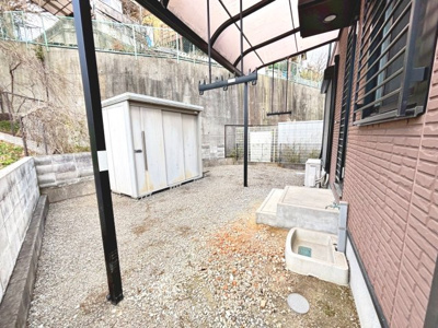 【庭】 | 内田町４丁目　中古戸建 | お庭には外水栓もございます♪資料請求だけでもお気軽にお問い合わせください！