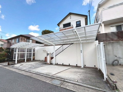 【駐車場】 | 内田町４丁目　中古戸建 | LDK約18帖！床暖房のある暖かい空間です！