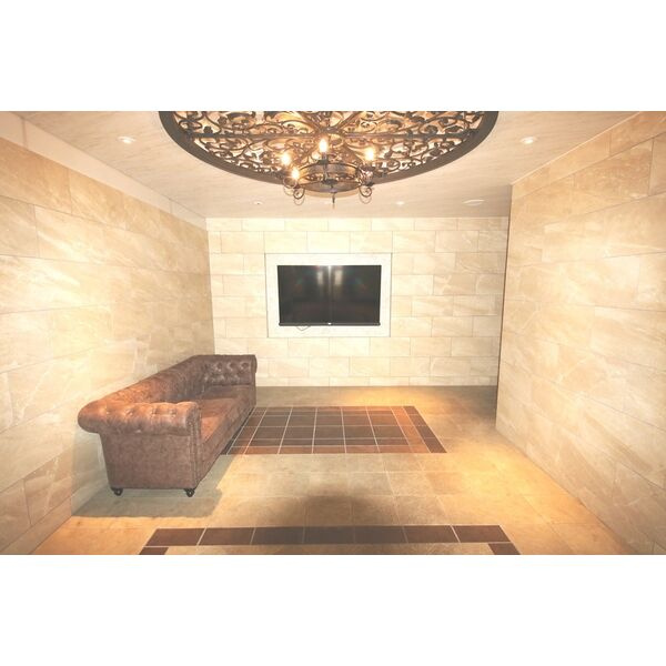 ポルタニグラ千種のエントランス