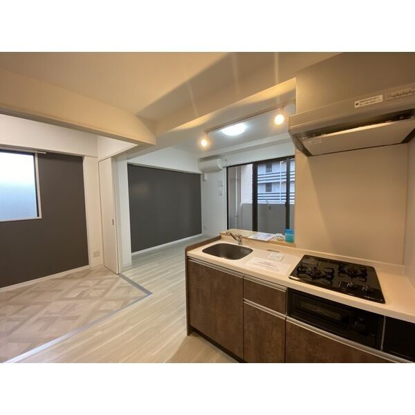 ポルタニグラ千種の居間・リビング