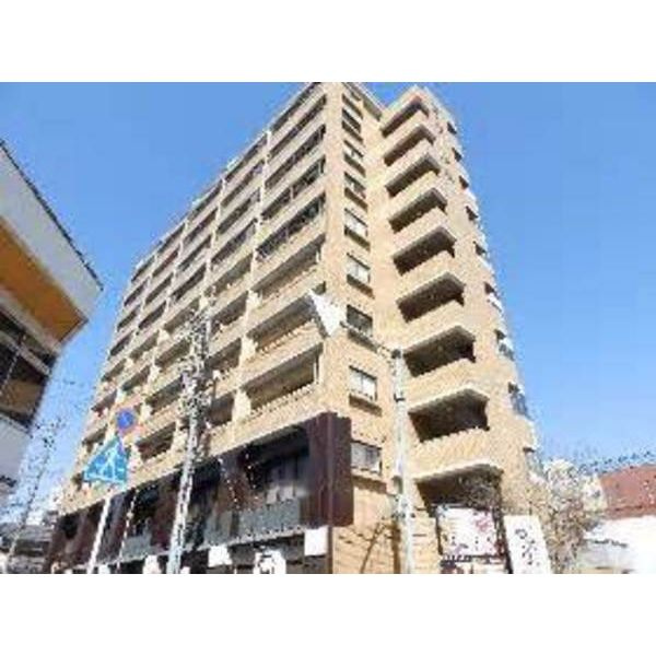 ラ・クール泉の外観