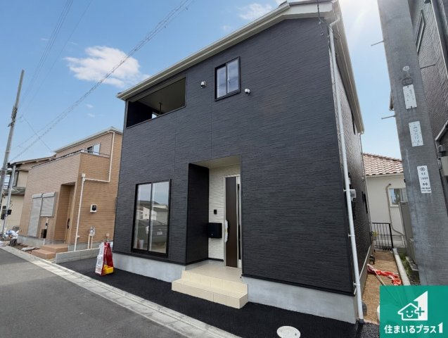 伊丹市荻野西　第1期　新築一戸建ての外観|安心の10年保証！外観を美しく保ち、雨水で汚れを落とします！気になることがありましたら、お気軽にお問い合わせください！