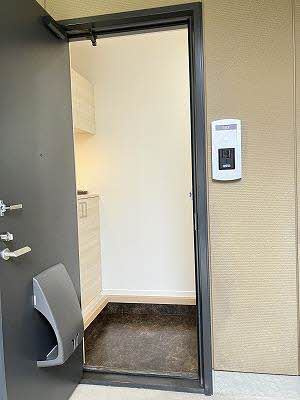 シャーメゾン伊野の玄関