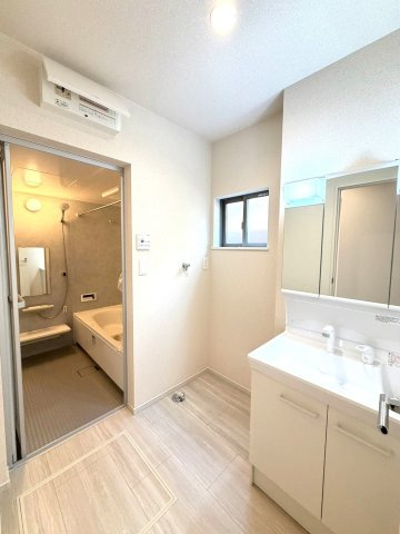 新築一戸建　静岡市葵区水落町4期　全１棟の洗面所