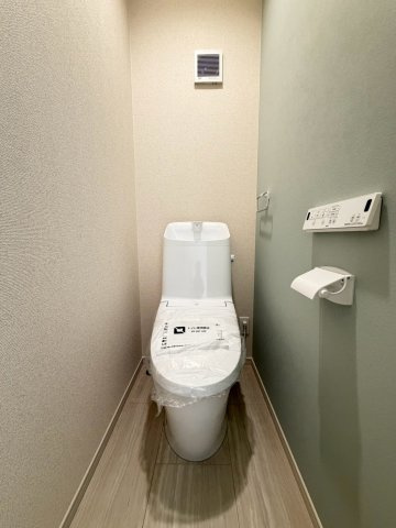 新築一戸建　静岡市葵区水落町4期　全１棟のトイレ