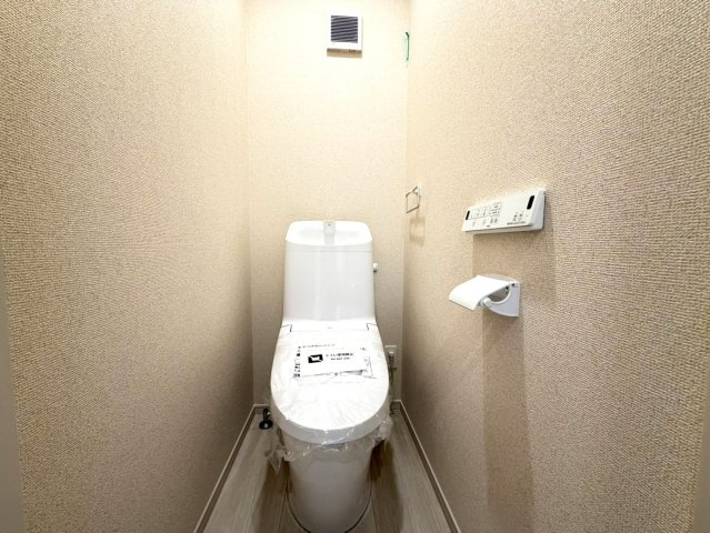新築一戸建　静岡市葵区水落町4期　全１棟のトイレ