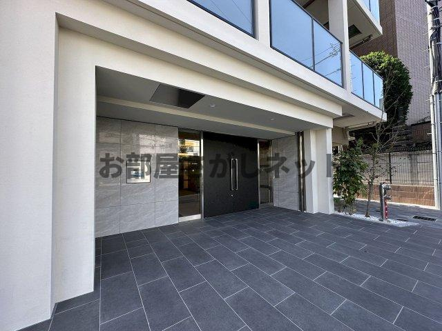 コンシェリア駒込 ＨＩＬＬＴＯＰ ＳＱＵＡＲＥのエントランス