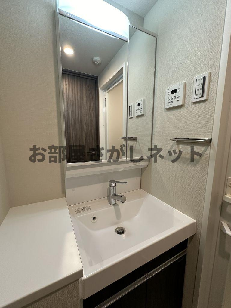 コンシェリア駒込 ＨＩＬＬＴＯＰ ＳＱＵＡＲＥの洗面所