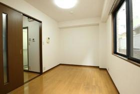 イーストフローラ東長崎の寝室|お掃除がしやすいフローリングのお部屋☆(同一仕様写真)